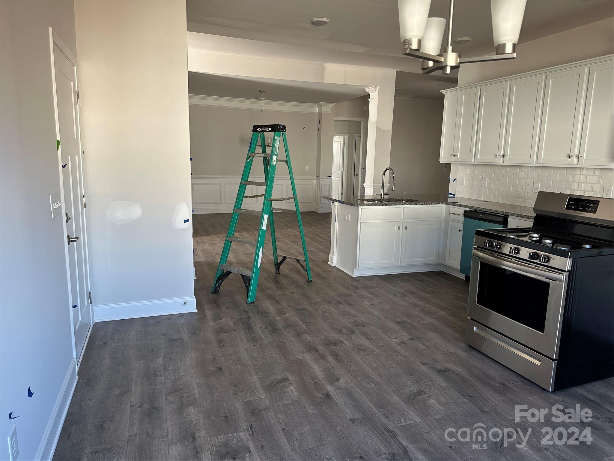 Lauren Pines - Residential