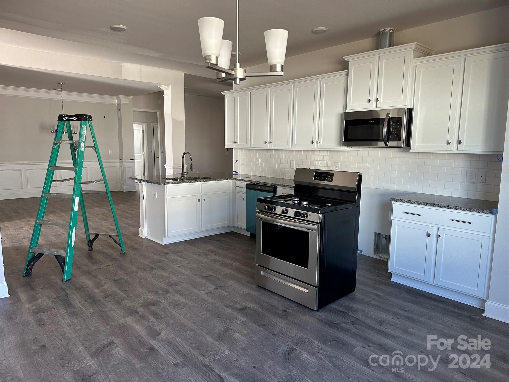 Lauren Pines - Residential