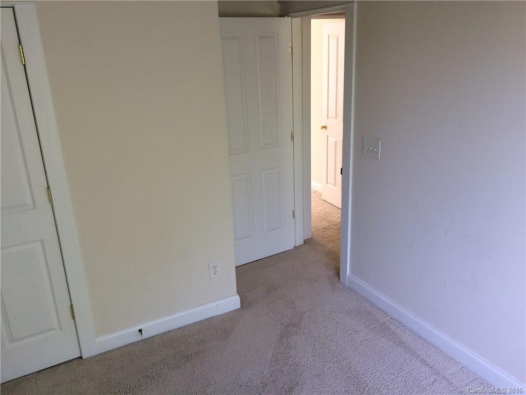 Old Stone Crossing - Residential Lease