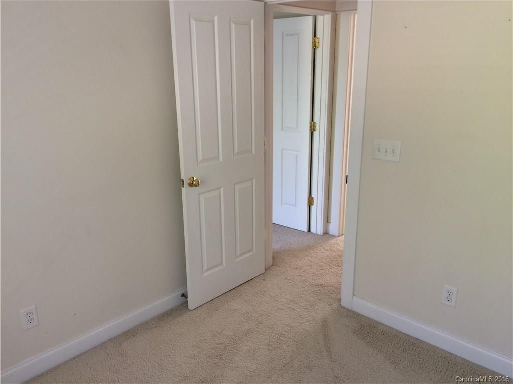 Old Stone Crossing - Residential Lease