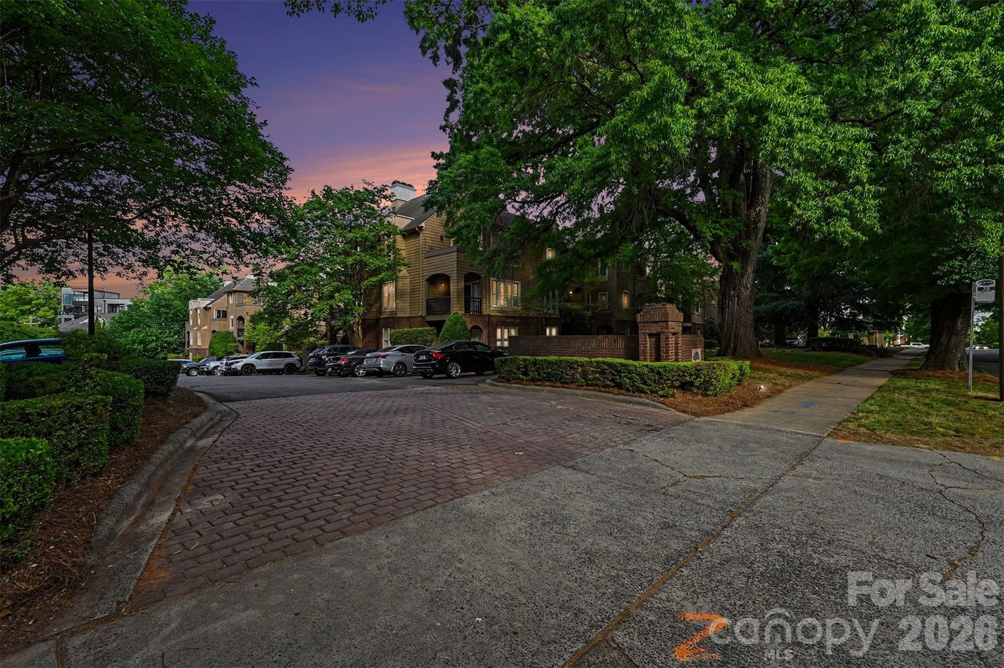 Latta Square - Residential