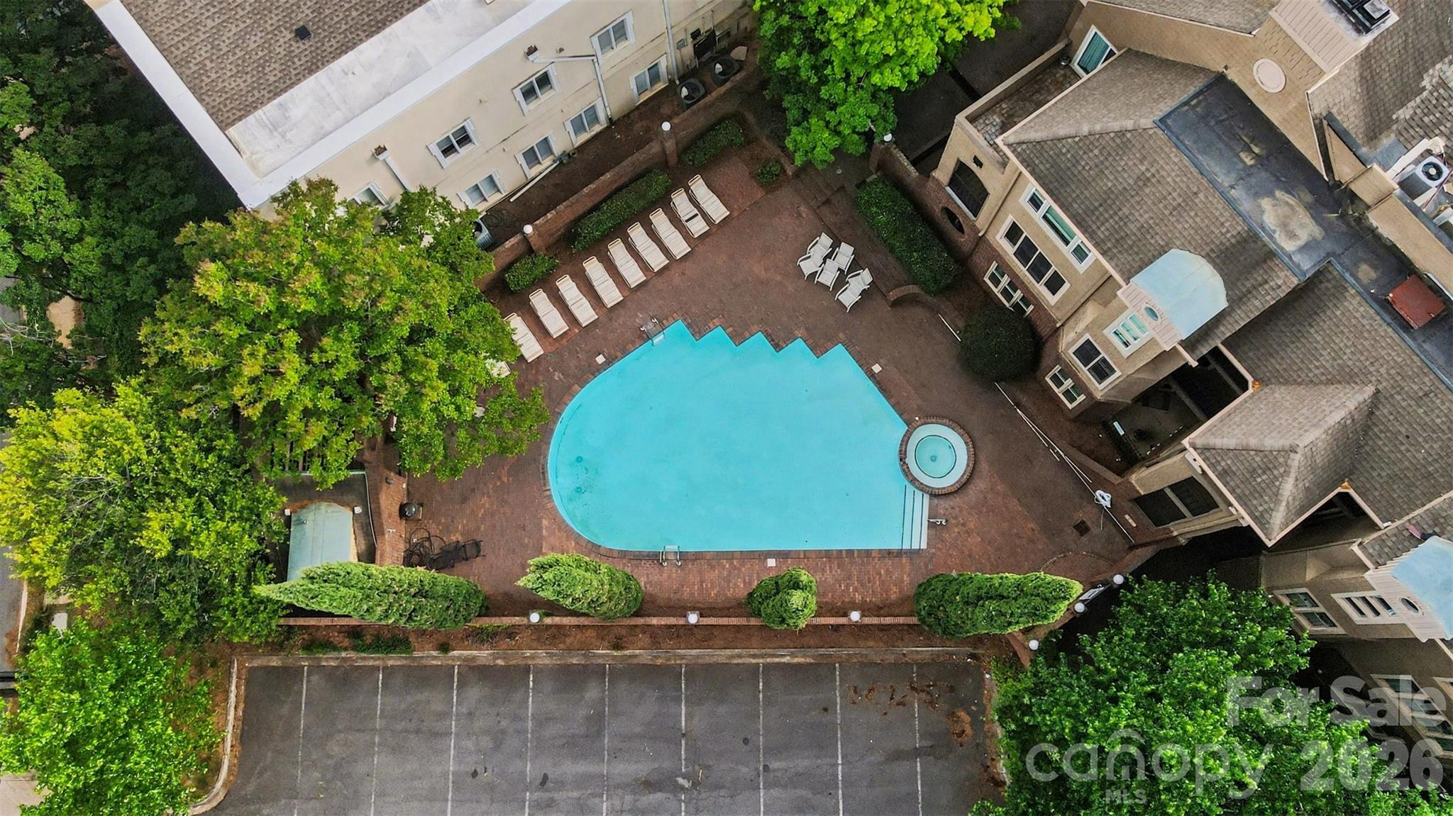 Latta Square - Residential