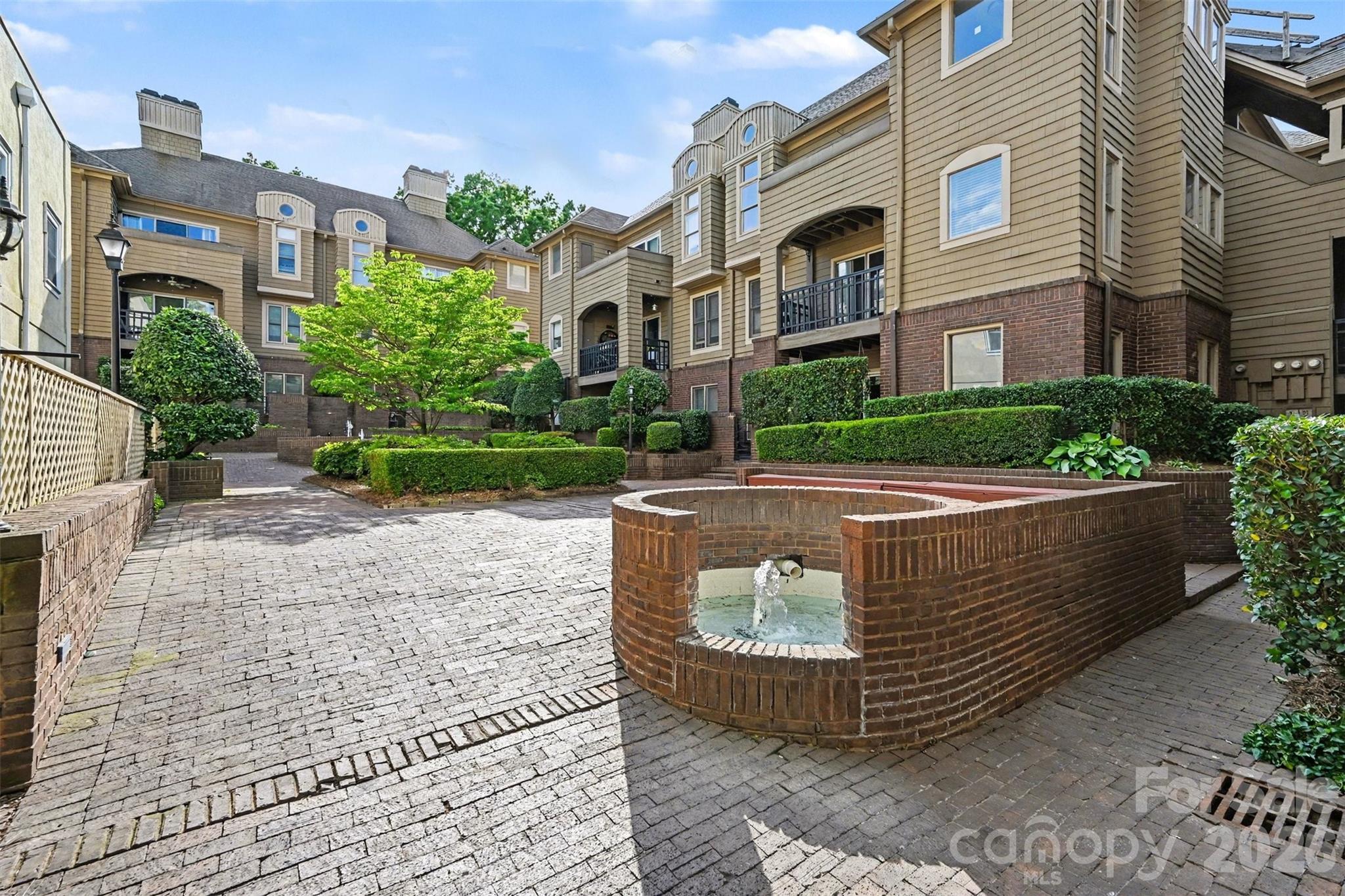 Latta Square - Residential