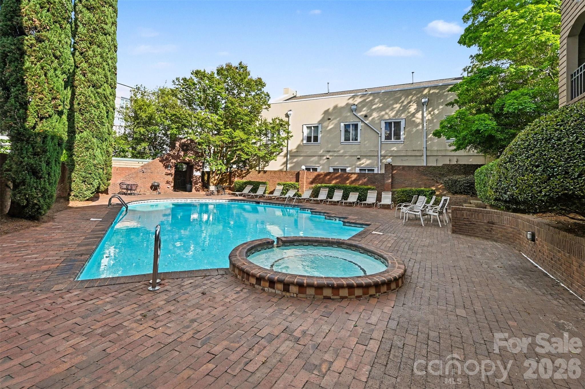 Latta Square - Residential