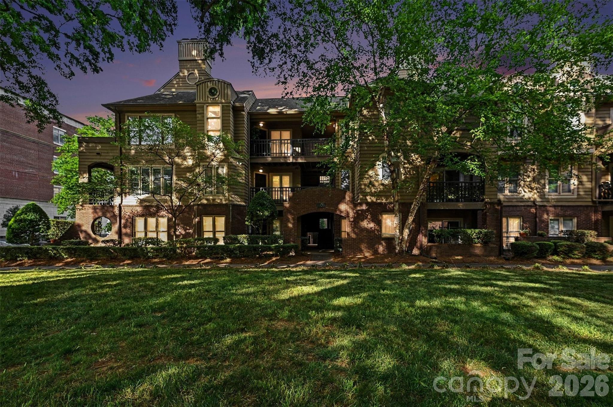 Latta Square - Residential