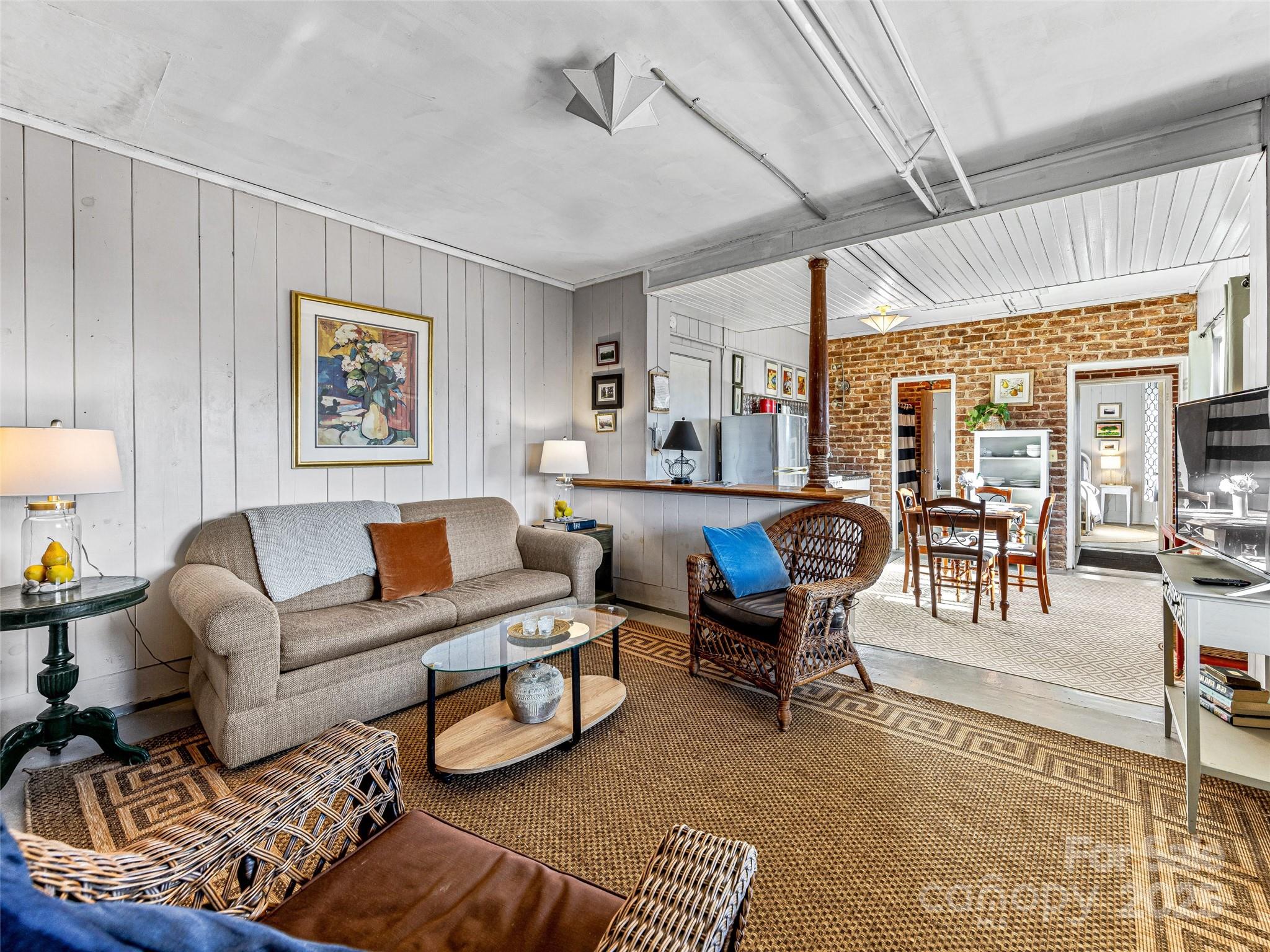 Green River - Residential