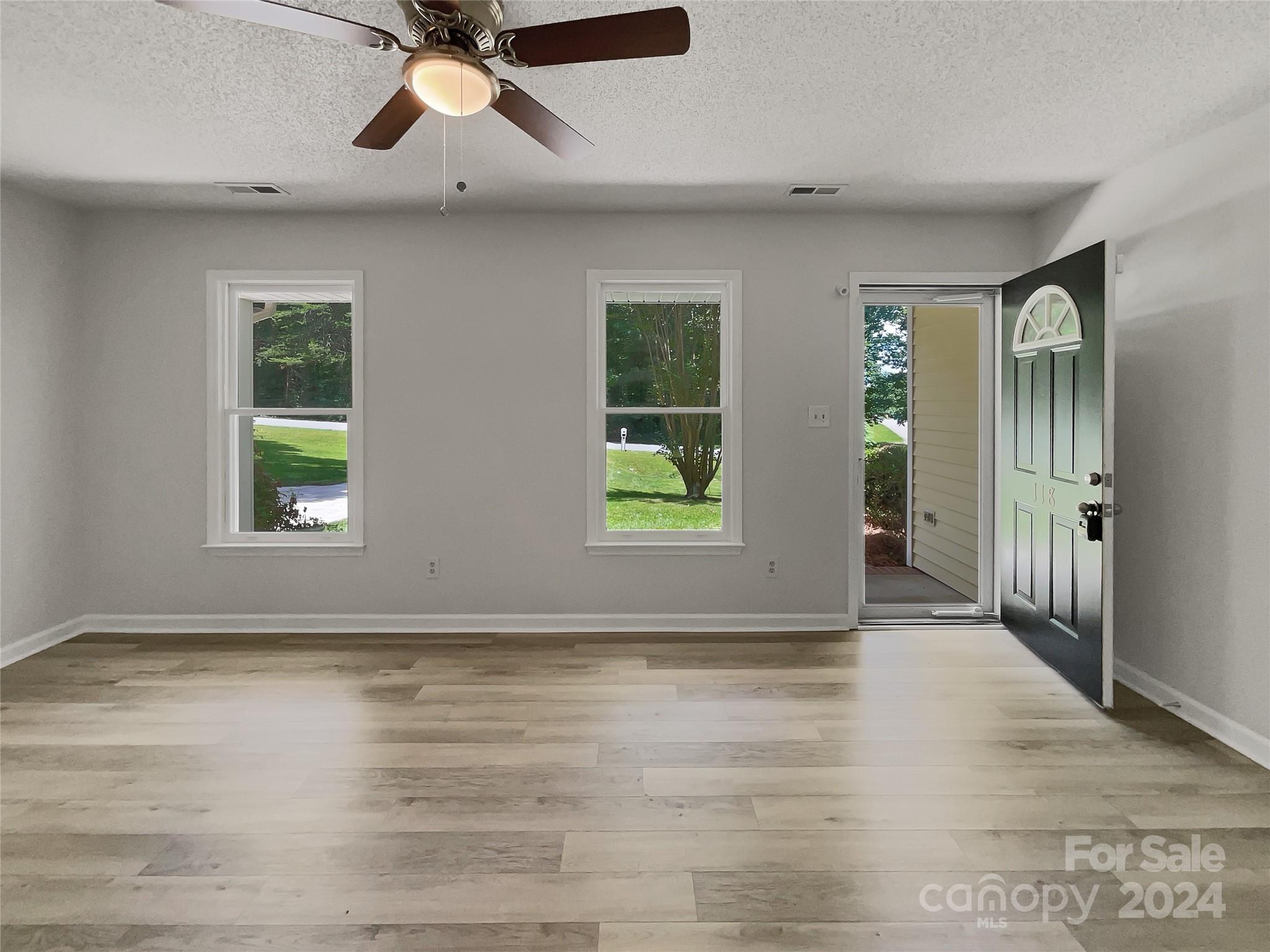 Hickory Creek - Residential
