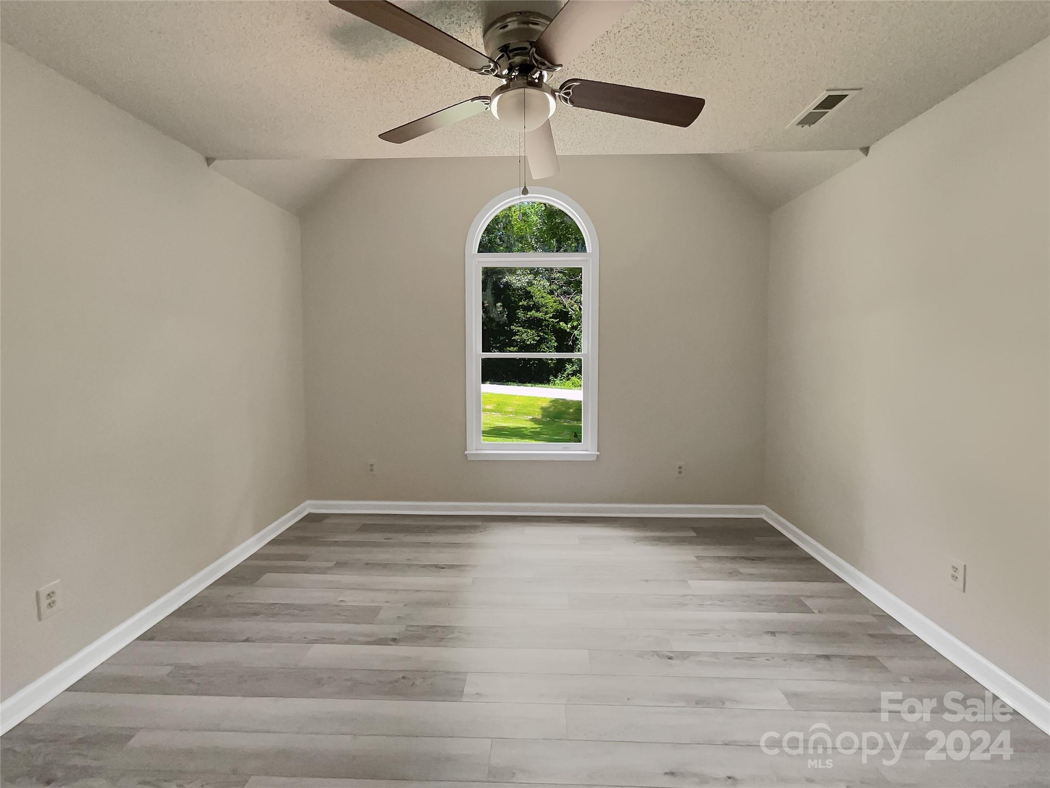 Hickory Creek - Residential