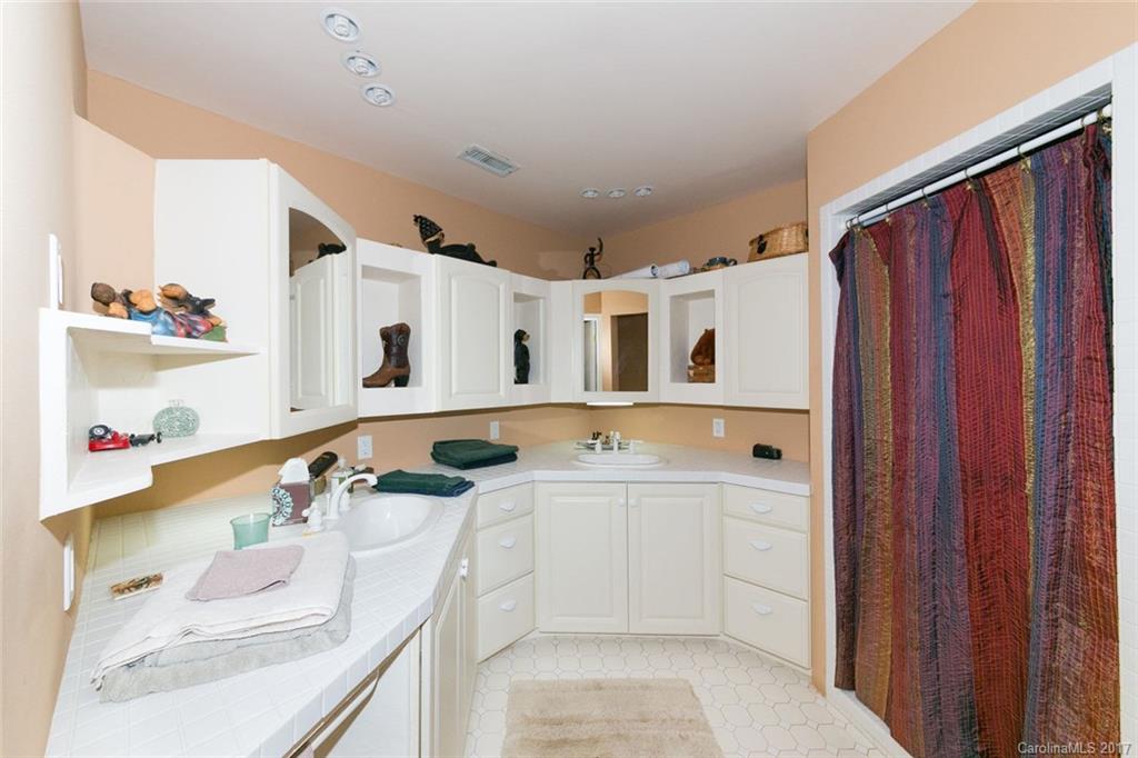 Echo Mountain - Residential