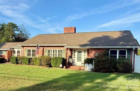 Photo of 401 S Mulberry Street, Cherryville, NC 28021 (MLS # 4416640)