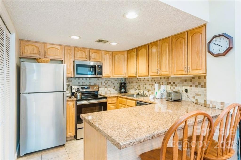 Rumbling Bald on Lake Lure - Residential