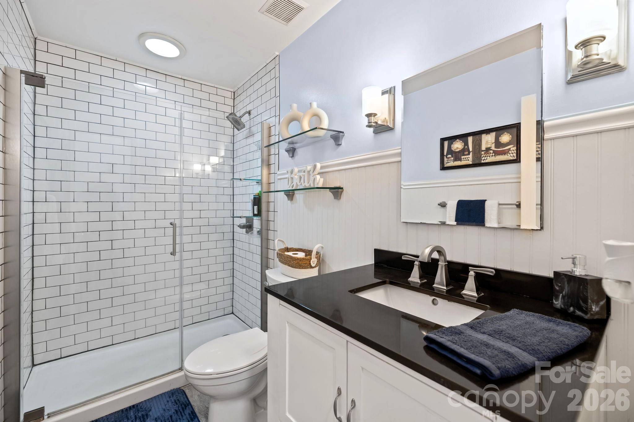 Wiltshire Manor - Residential