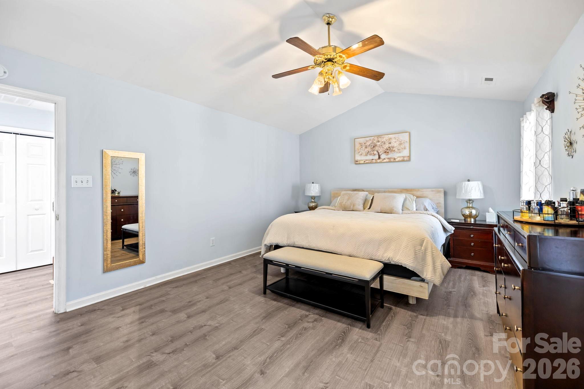 Wiltshire Manor - Residential