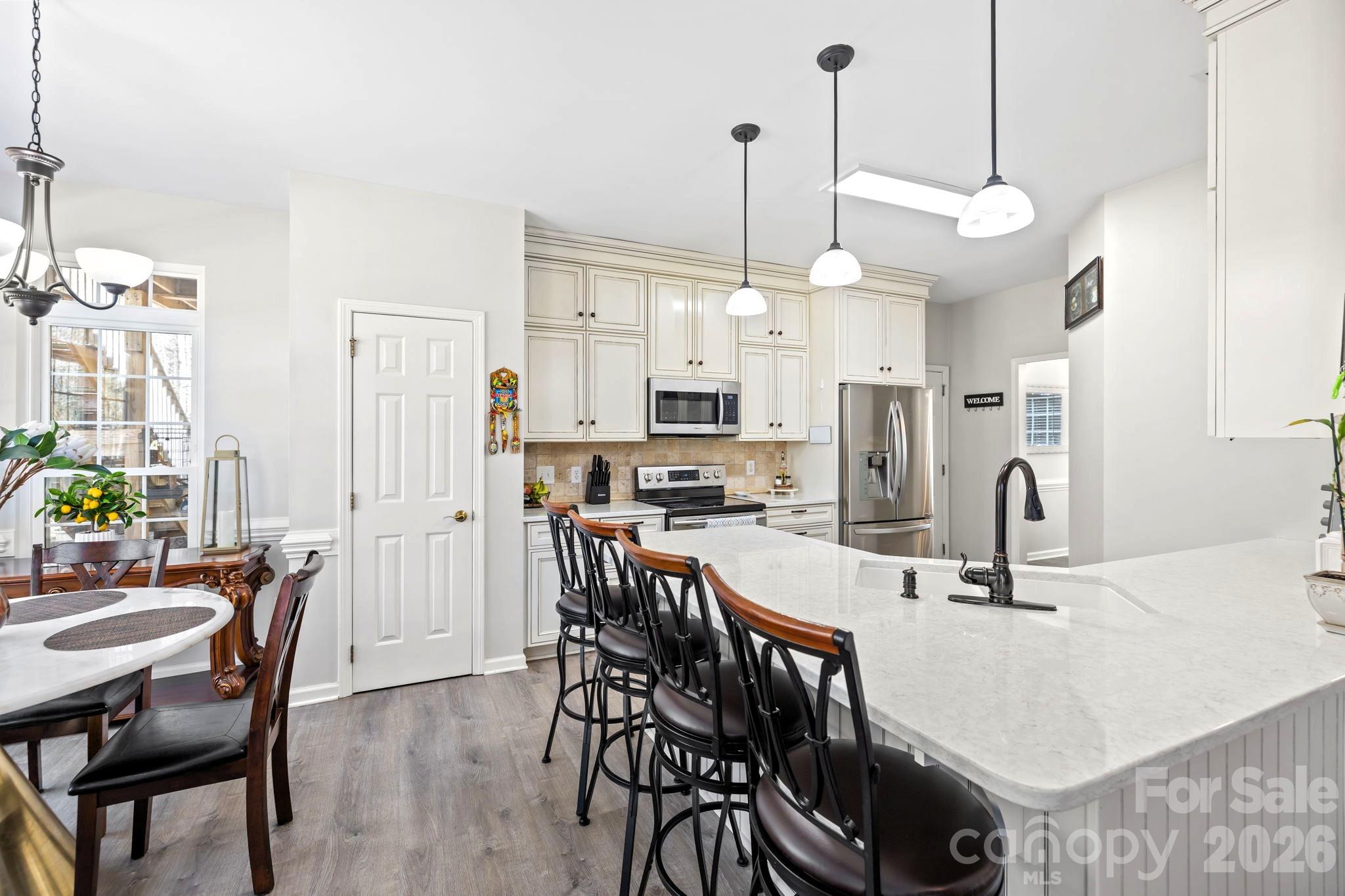 Wiltshire Manor - Residential