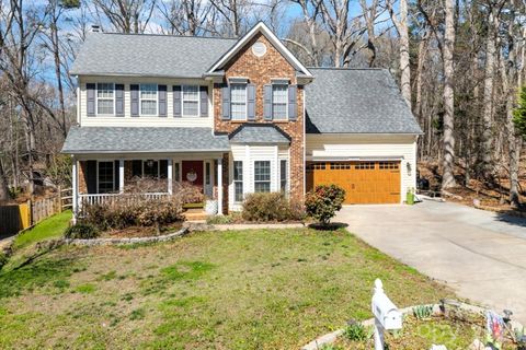 Photo of 13702 Chambray Lane, Charlotte, NC 28278 (MLS # 4356054)