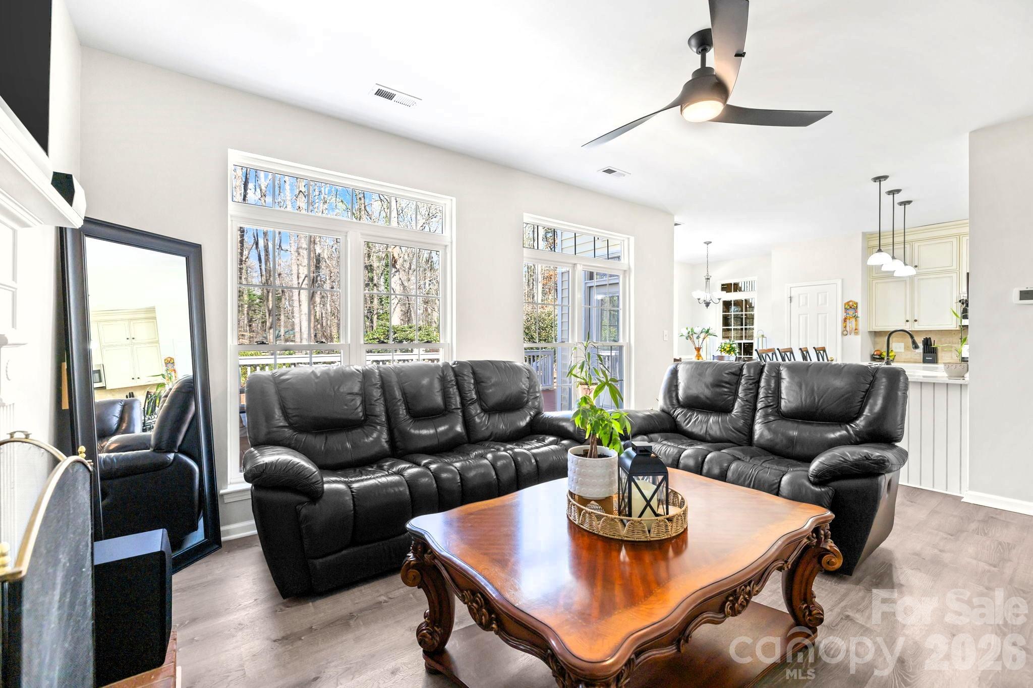 Wiltshire Manor - Residential