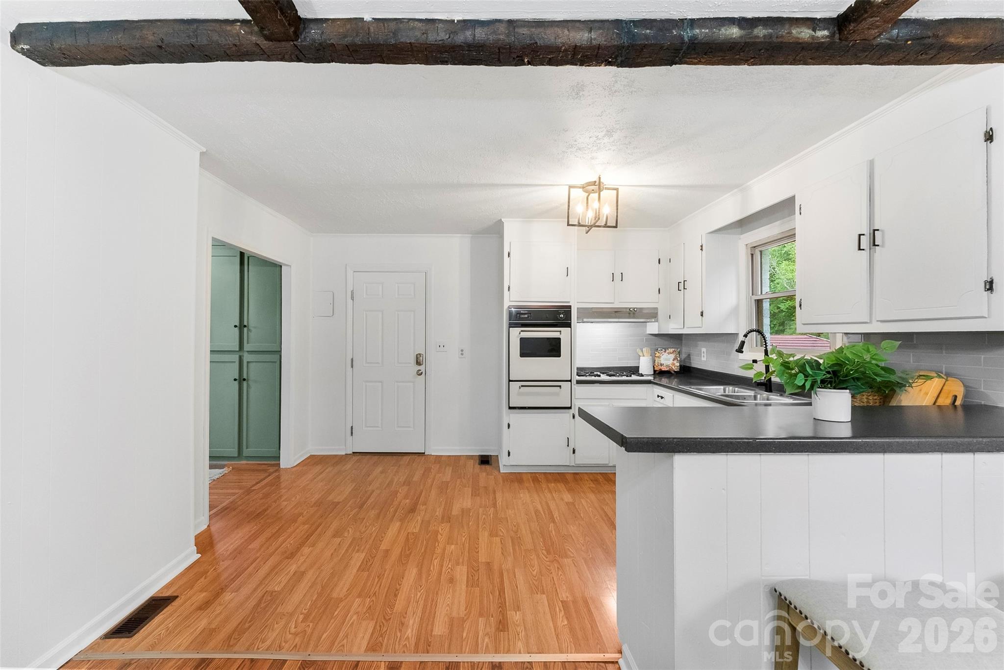 Meadowbrook Acres - Residential