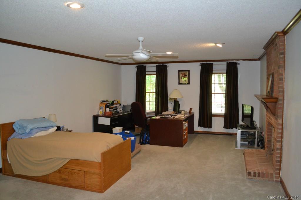 Oakhurst - Residential