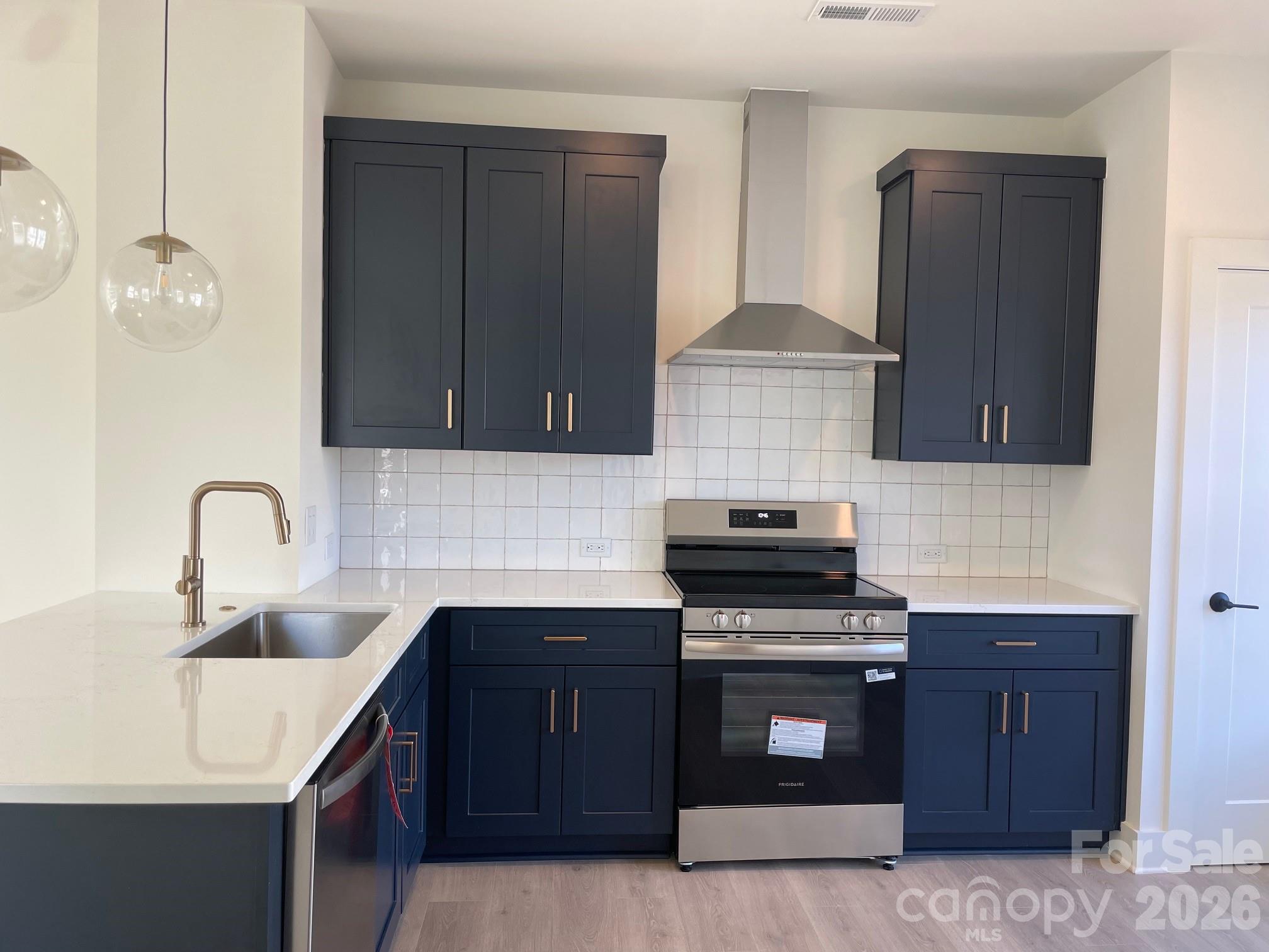 3003 Casting Street 12