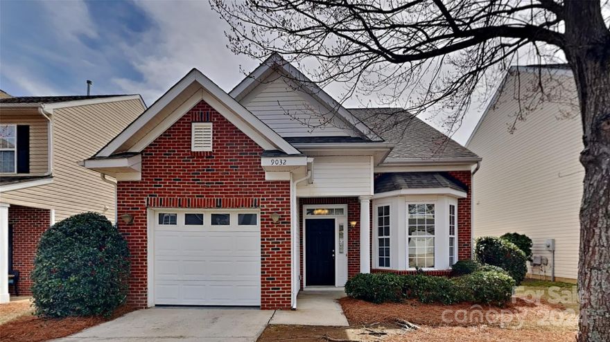 Welcome to this beautiful 3 bed, 2.5 bath home in Ballantyne! Fantastic location within walking distance to shopping/dining and all South Charlotte has to offer! Great vaulted ceilings and many updates throughout including new water heater! Eat-in kitchen offers new granite countertops, new stainless steel appliances and freshly painted cabinets w/ new hardware. New luxury vinyl plank flooring in main living areas w/new carpeting in second story bedrooms. Main level primary suite and 1 car garage as well! Schedule your showing today!