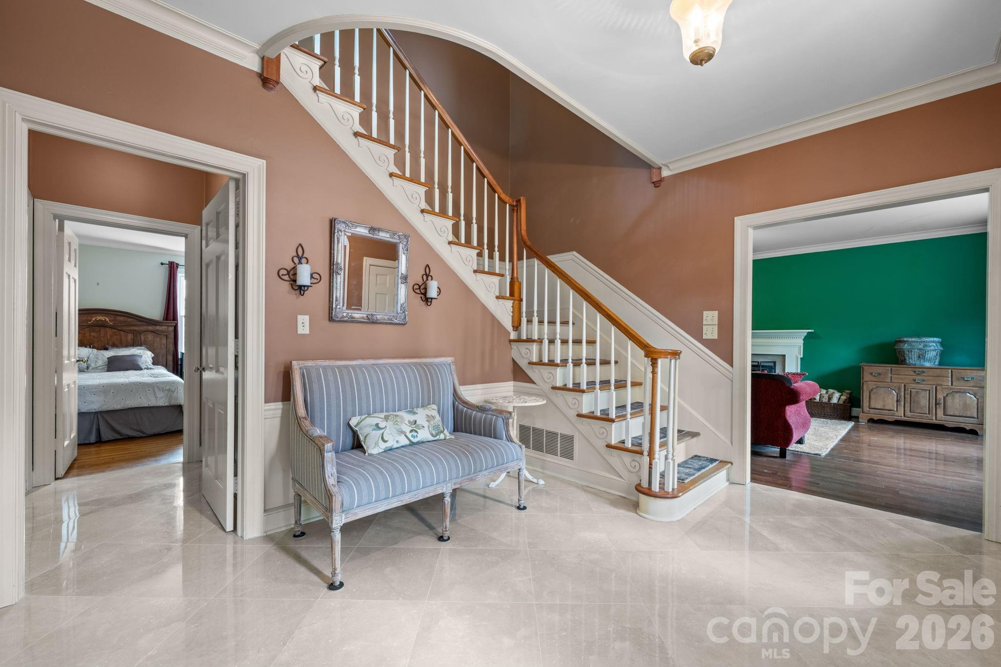 1540 Westbrook Circle