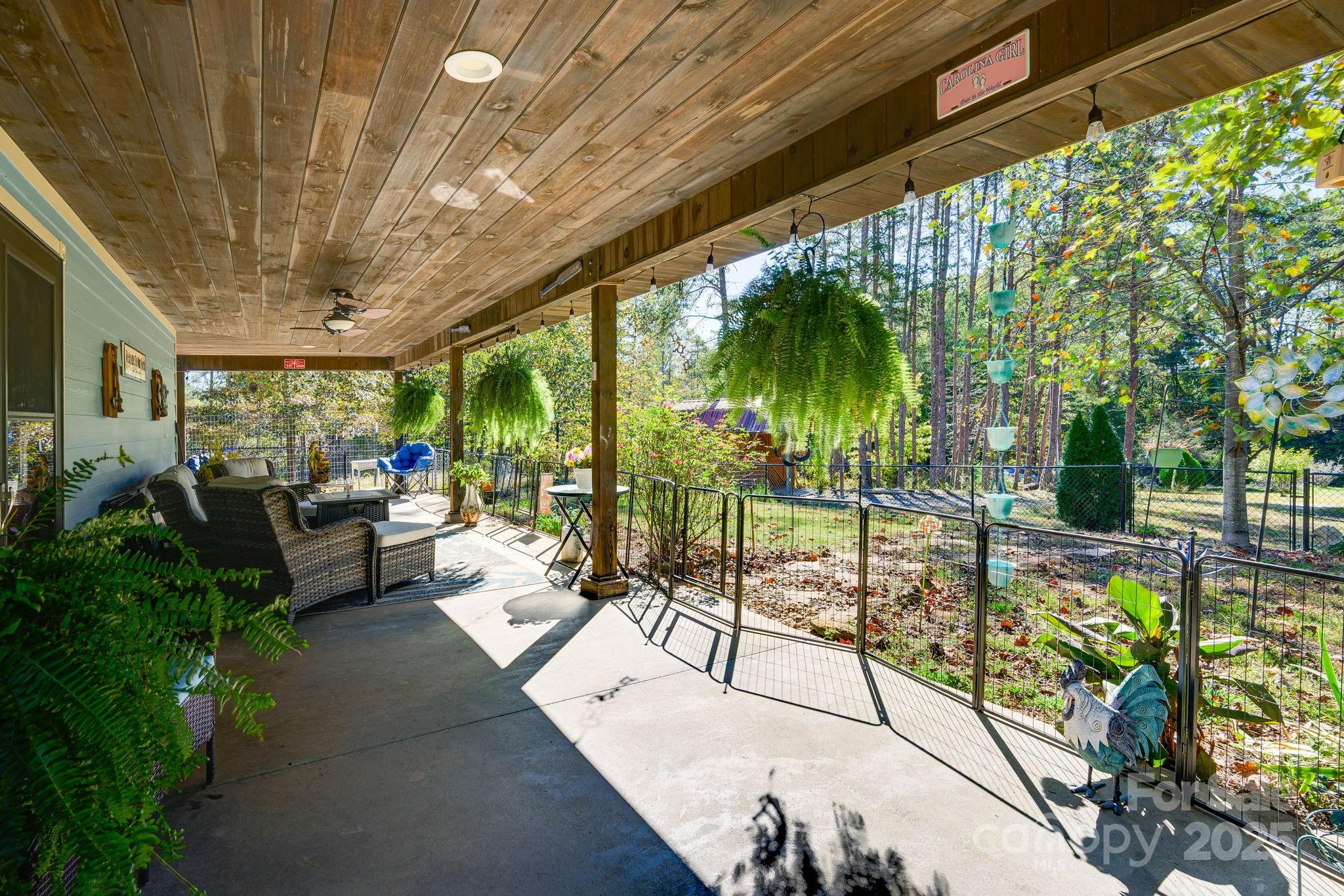 1390 Piney Knob Road