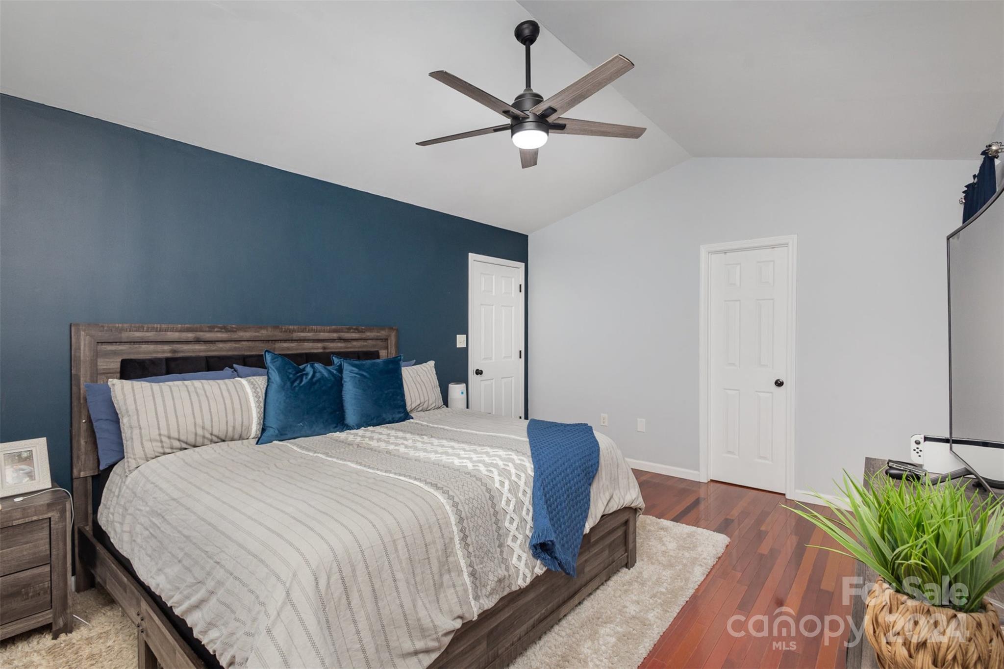 Anchors Landing - Residential
