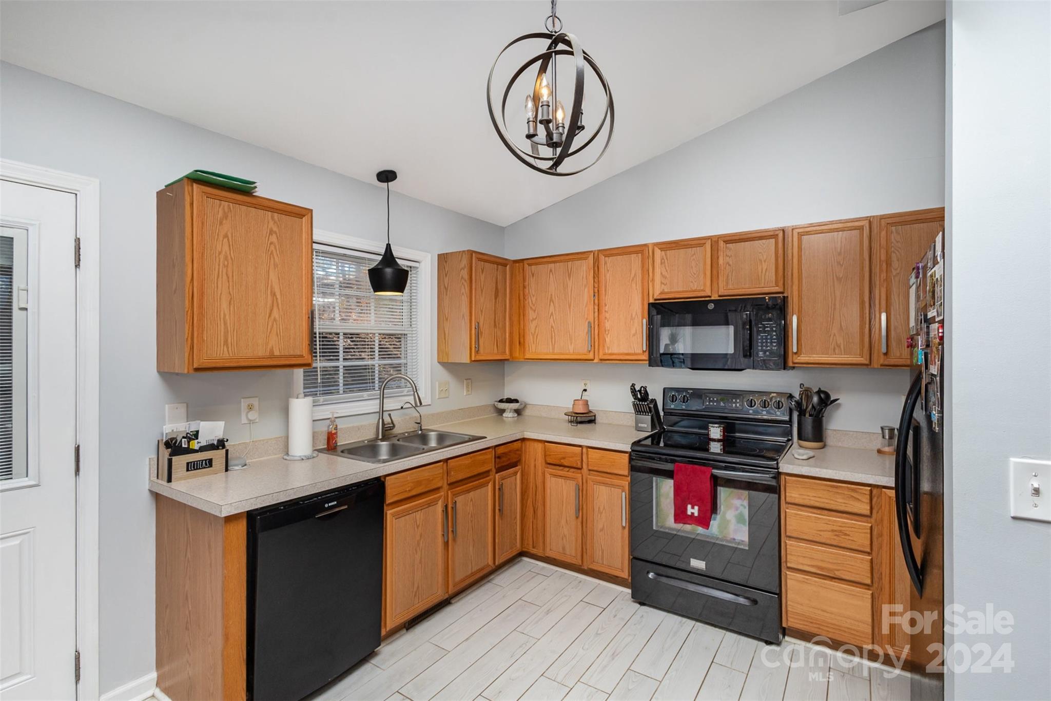 Anchors Landing - Residential
