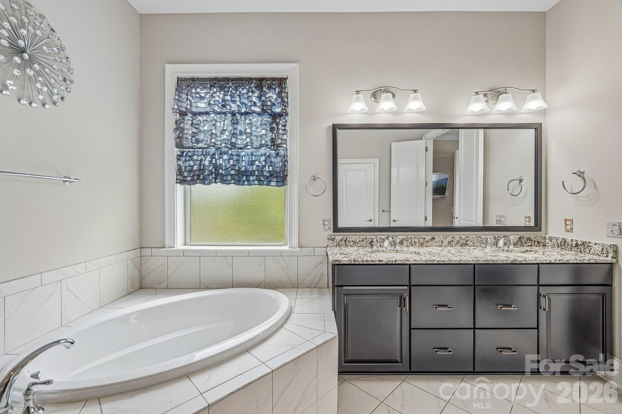 Regency at Palisades - Residential