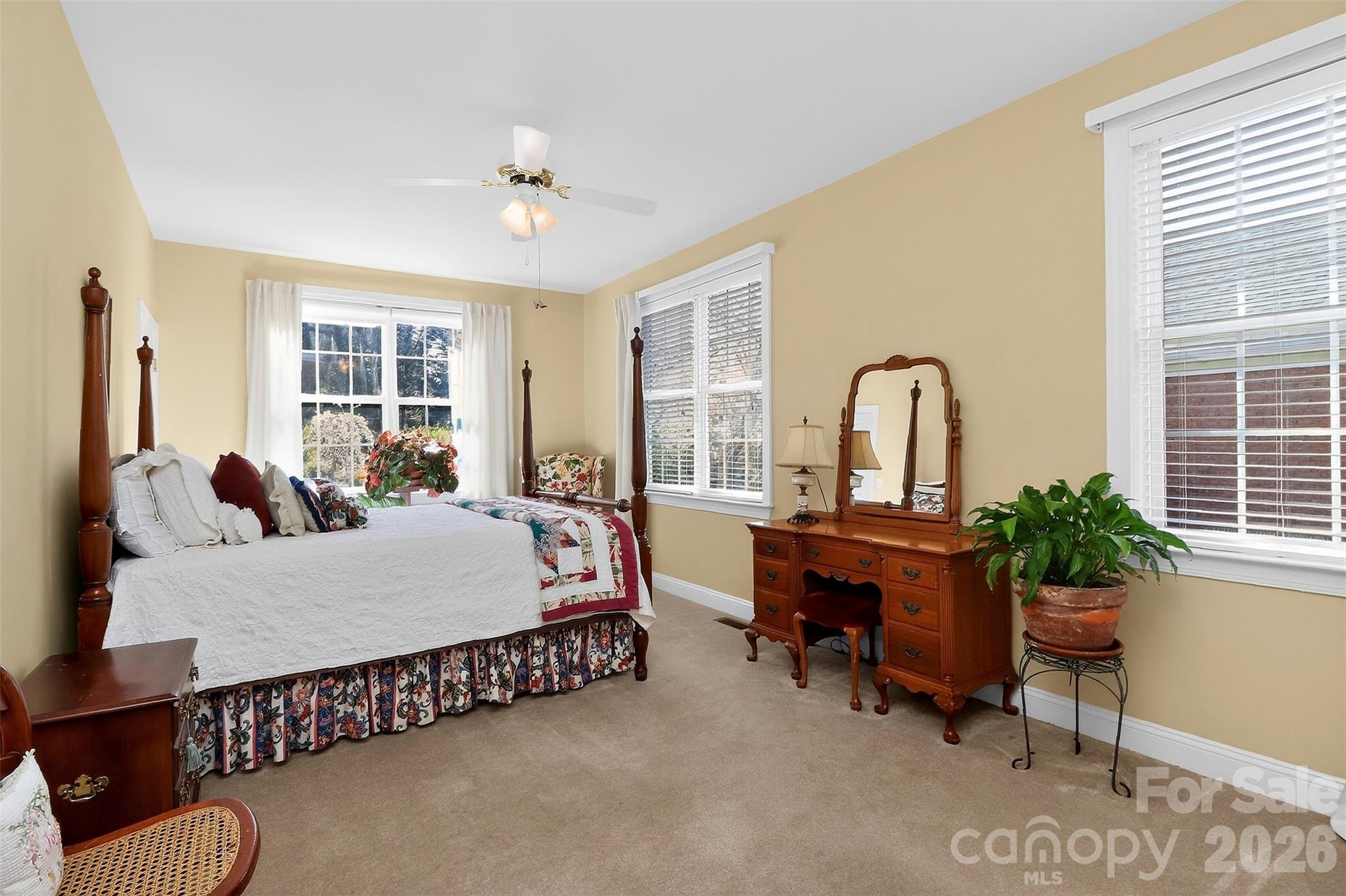 Hunter Oaks - Residential