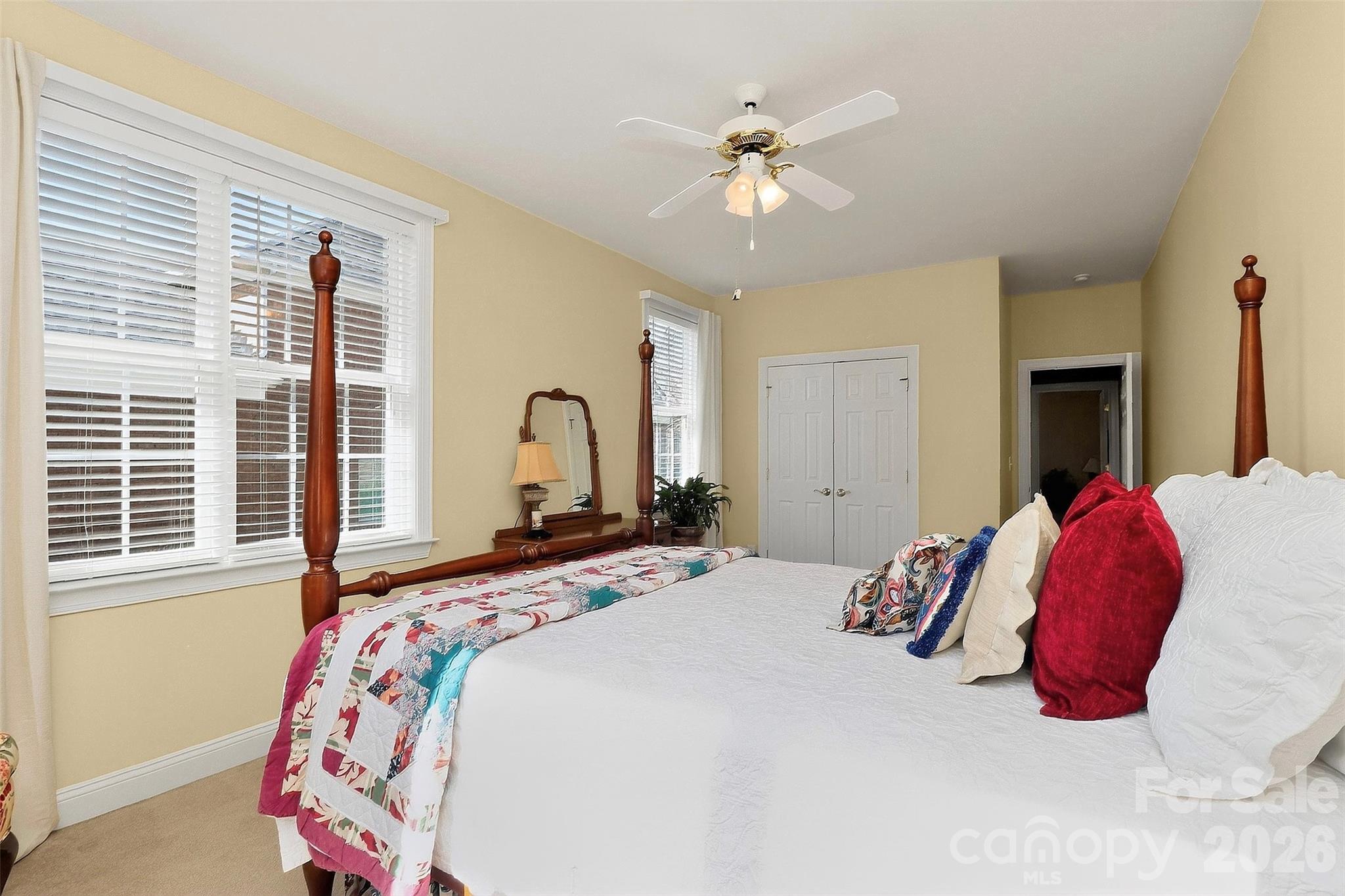 Hunter Oaks - Residential