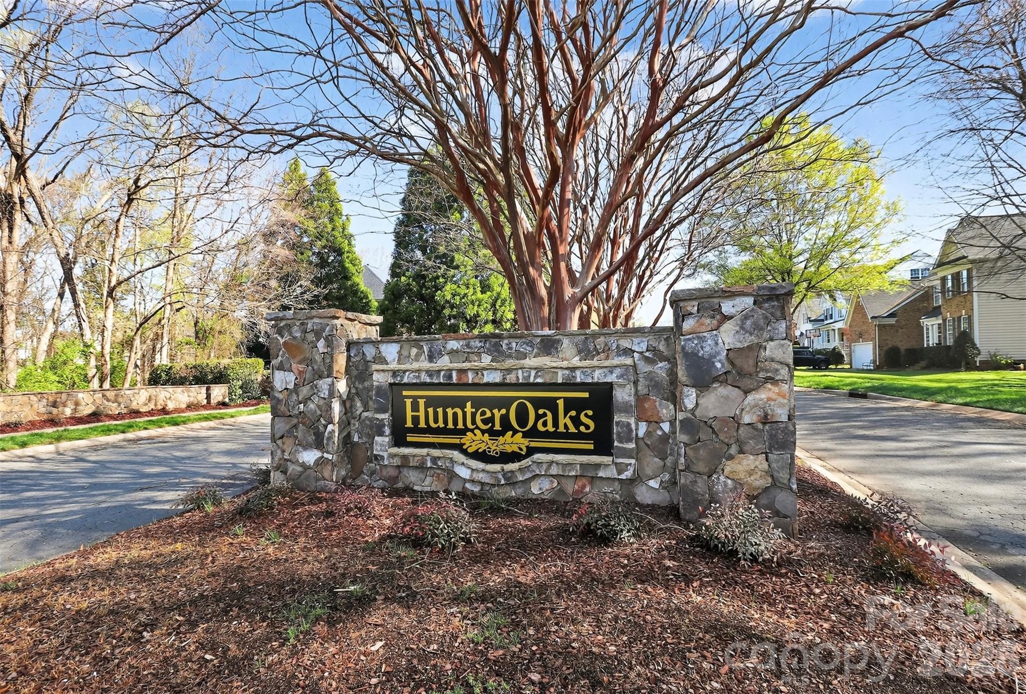 Hunter Oaks - Residential