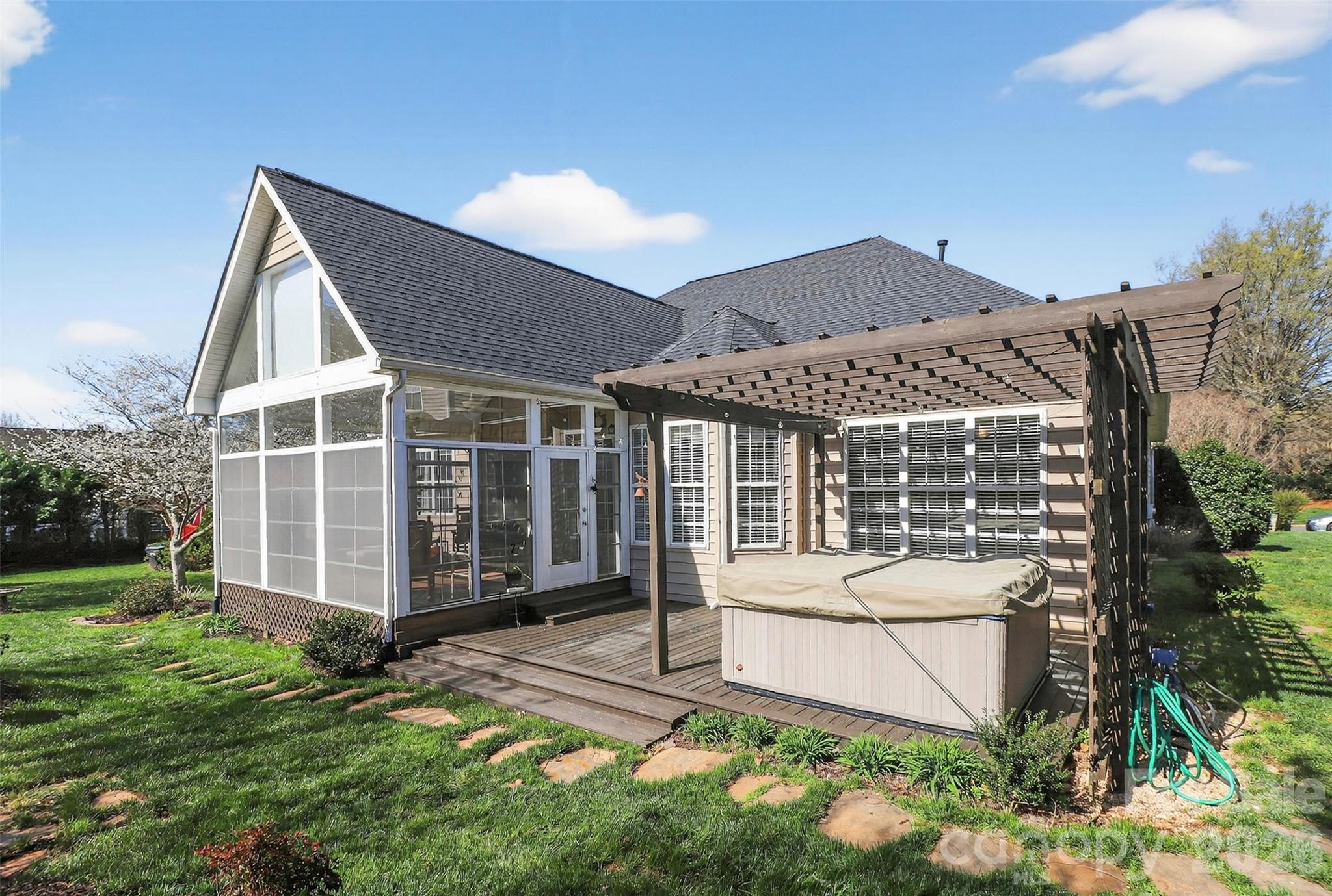 Hunter Oaks - Residential