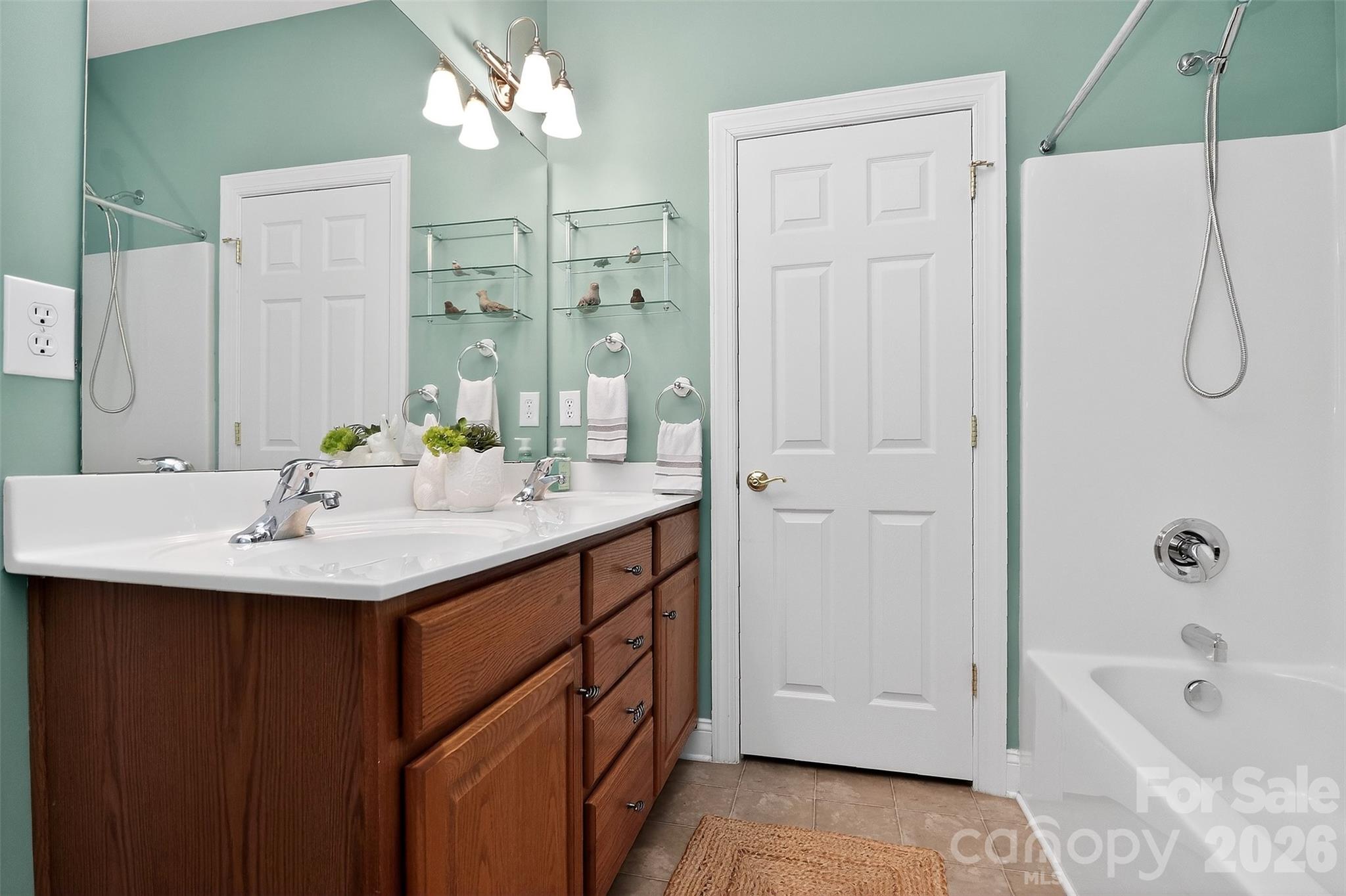 Hunter Oaks - Residential