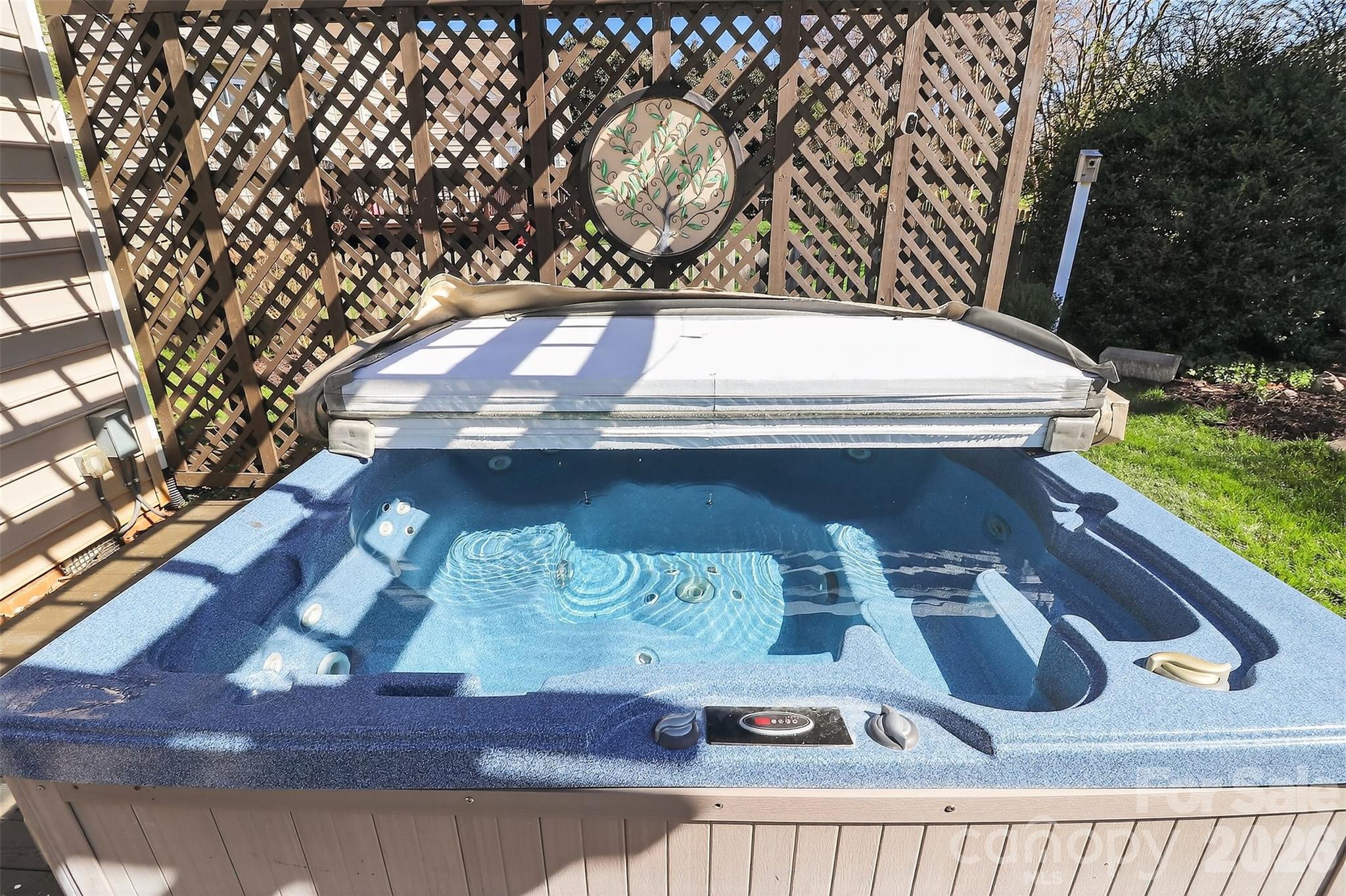 Hunter Oaks - Residential