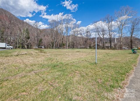 4200 Soco Road Maggie Valley NC 28751