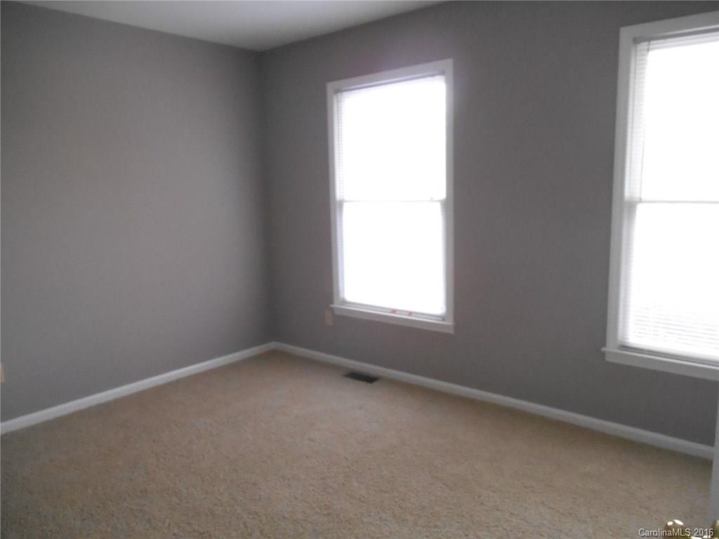 Milford Knoll - Residential