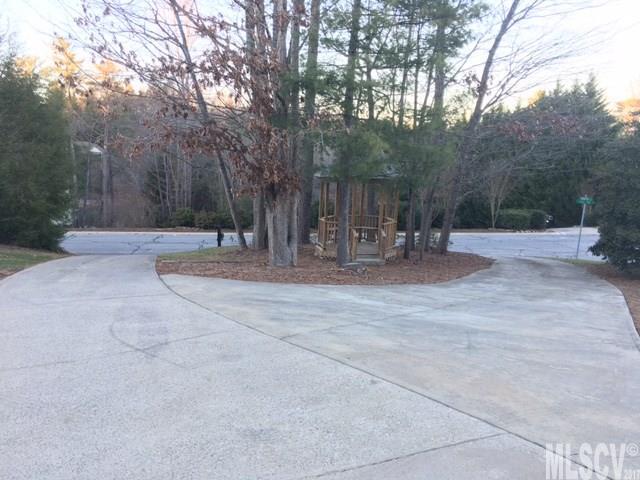 Laurel Pointe - Residential