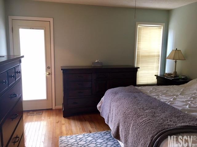 Laurel Pointe - Residential