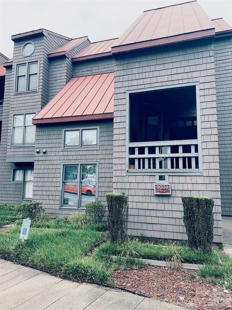 9039 J M Keynes Drive Charlotte NC 28262