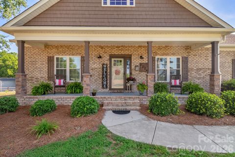 Photo of 2324 Old Camden Road, Monroe, NC 28110 (MLS # 4398525)