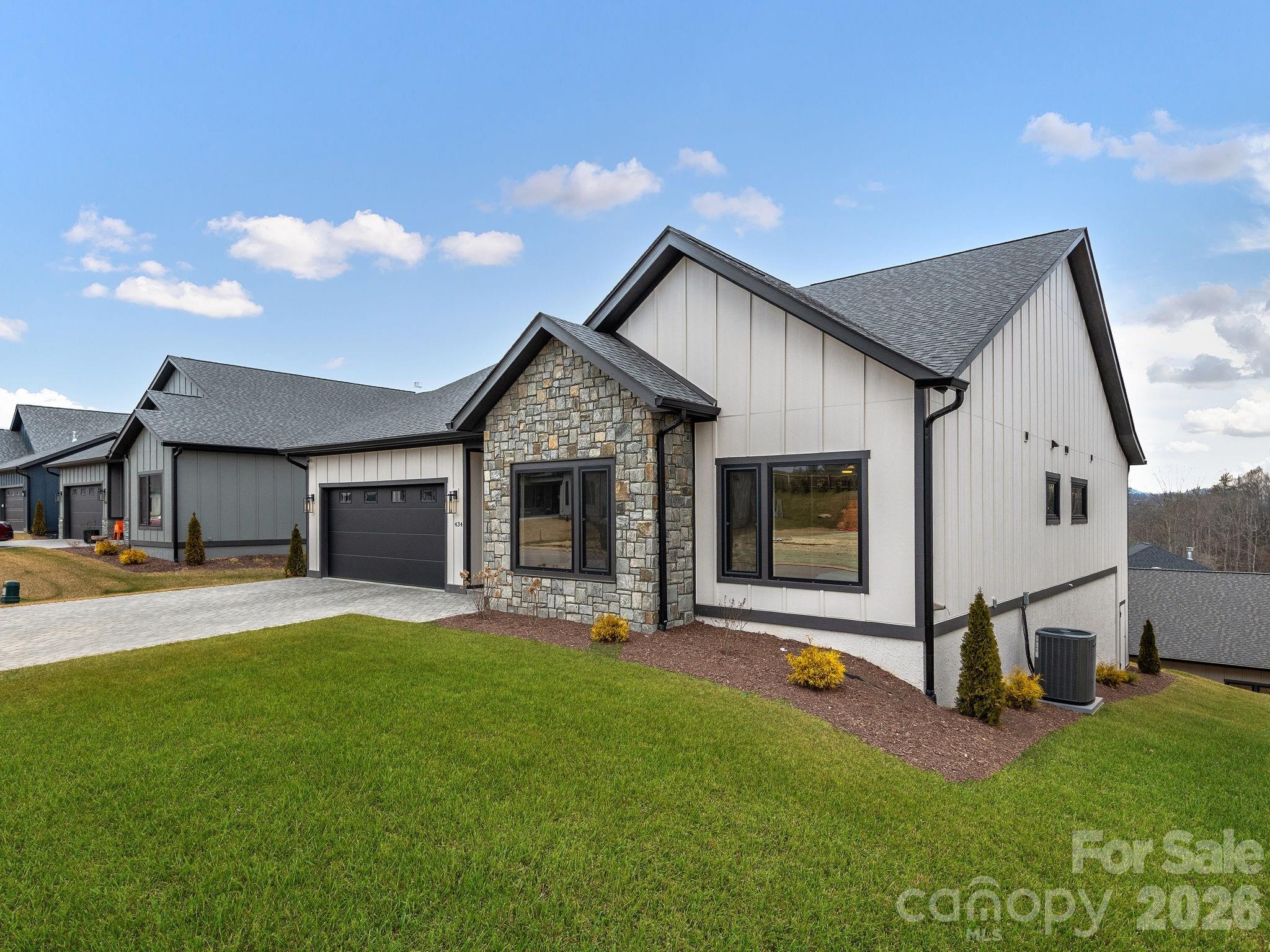 Victoria Hills - Residential