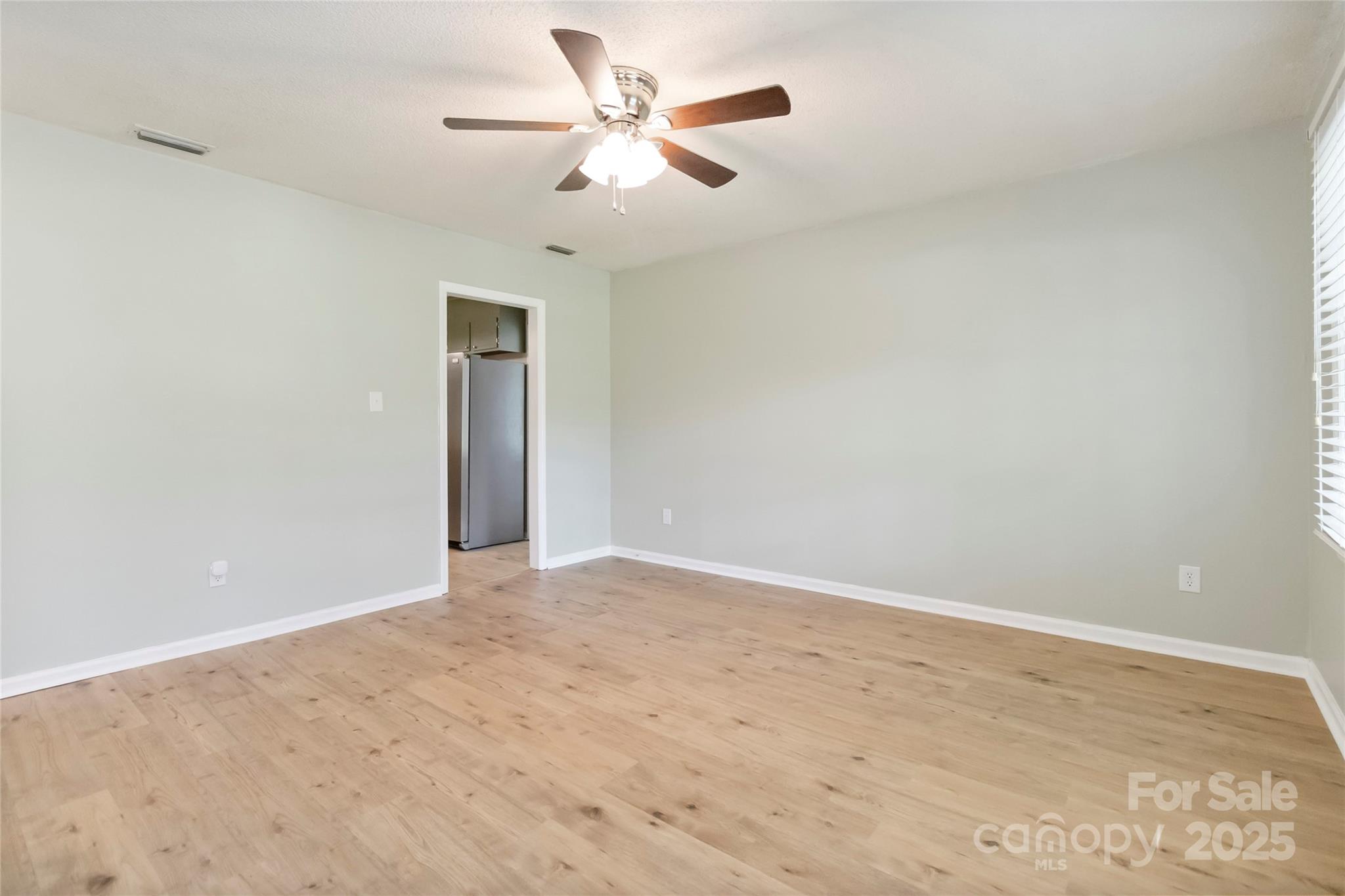 5815 Griffith Road