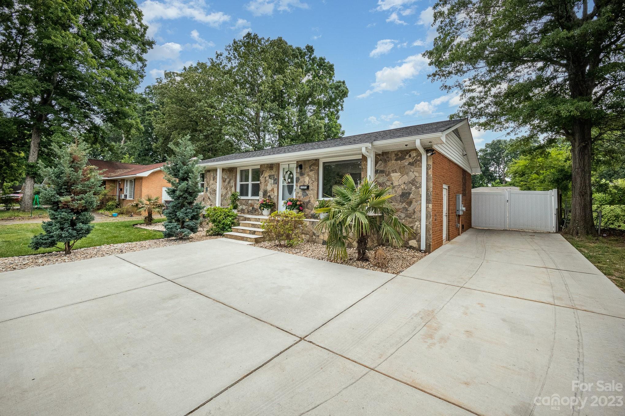 Hidden Valley - Residential