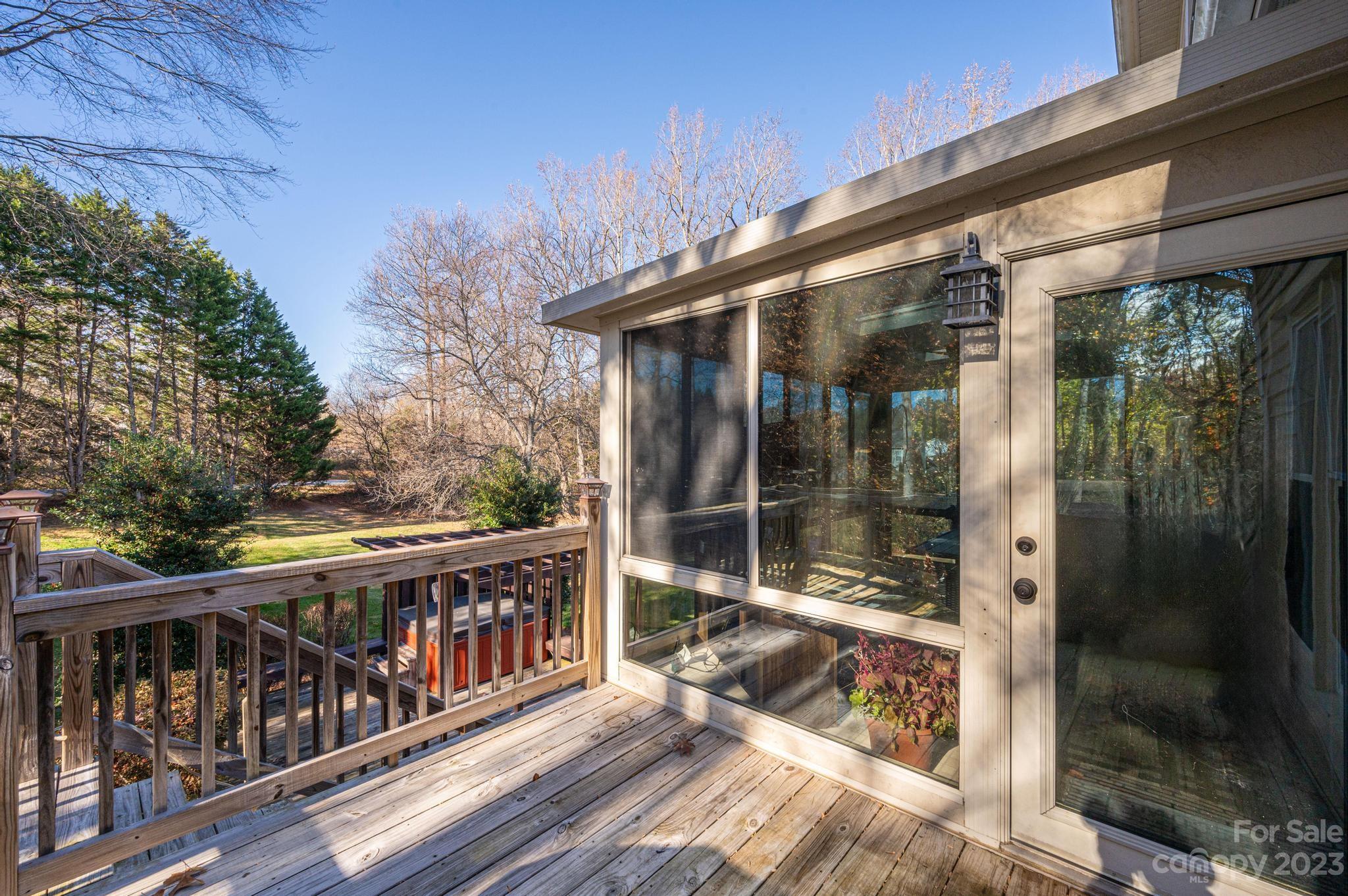 Plaza Ridge - Residential