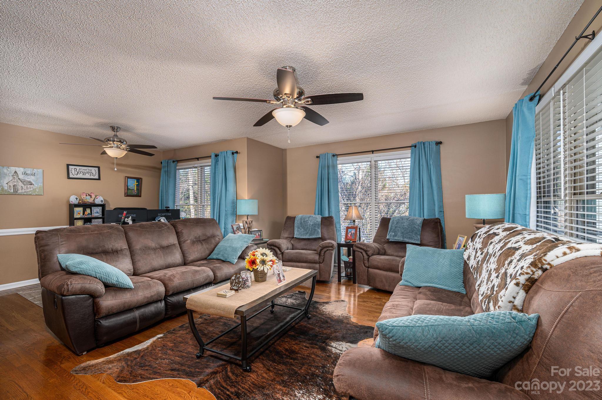 Plaza Ridge - Residential