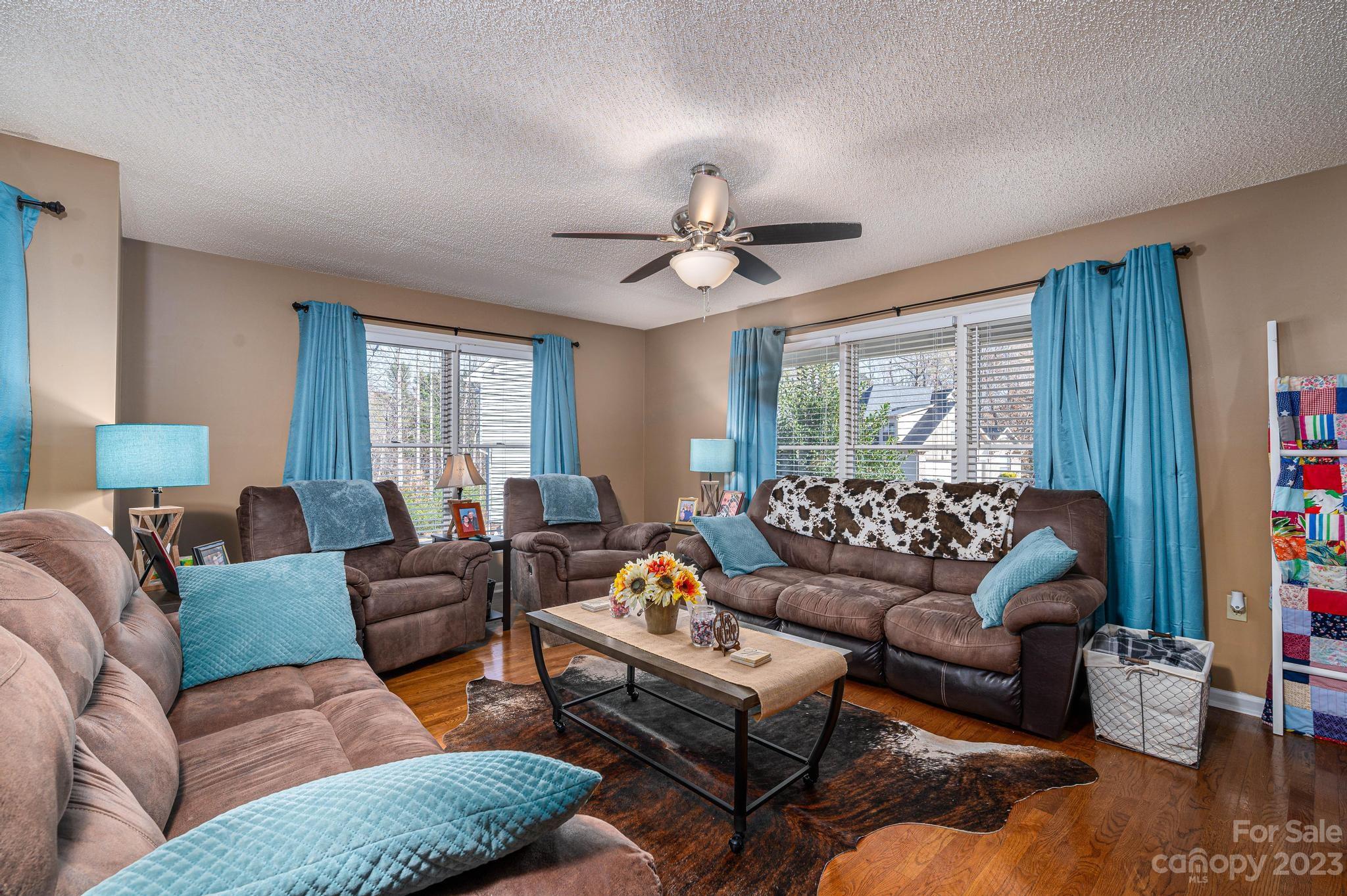 Plaza Ridge - Residential