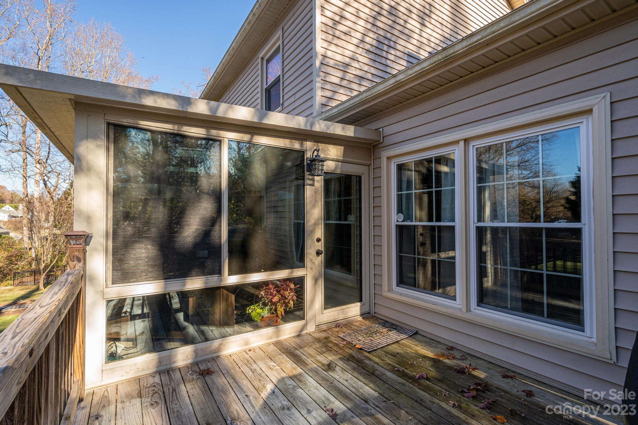 Plaza Ridge - Residential