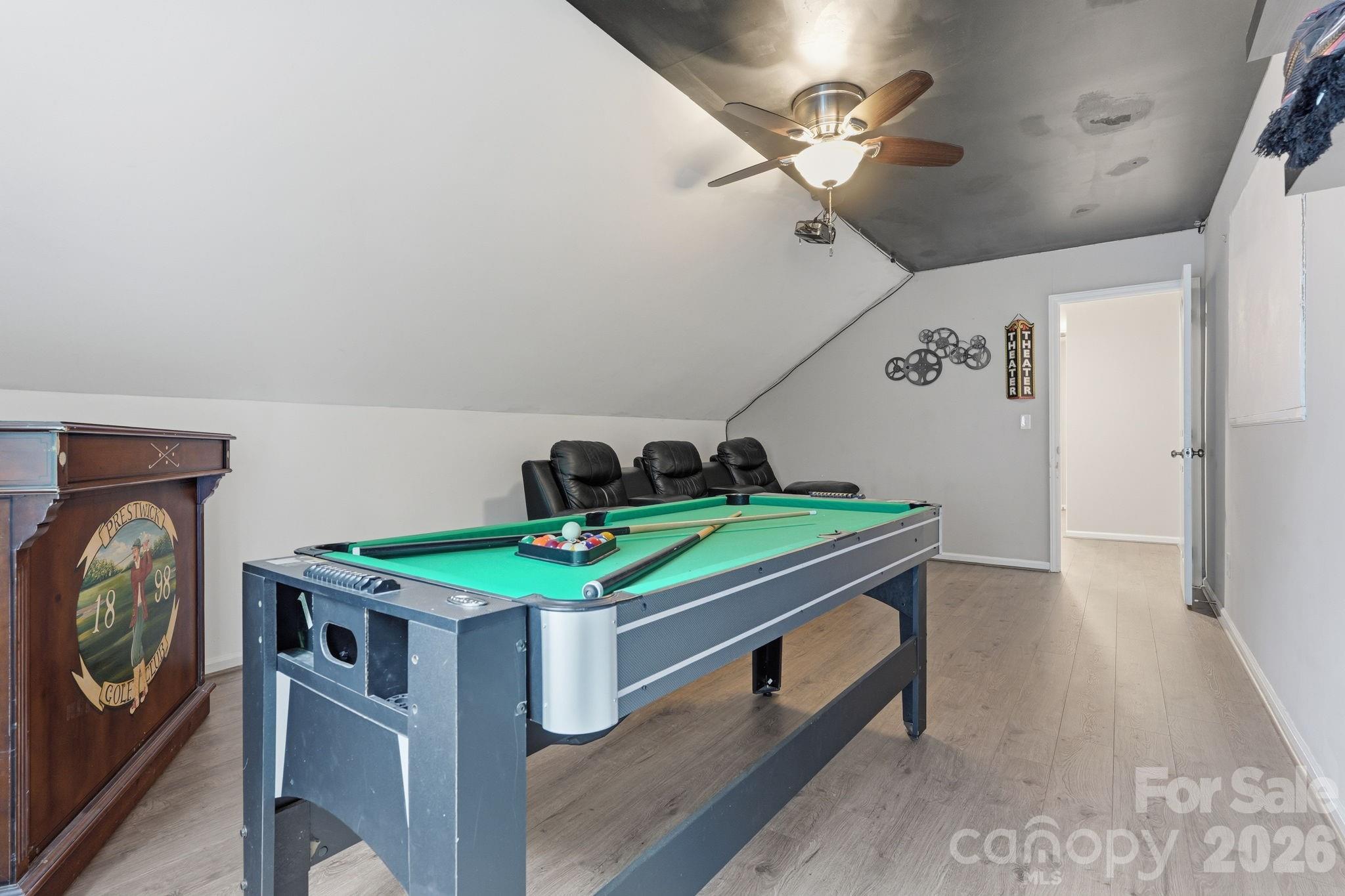 Davis Lake - Residential
