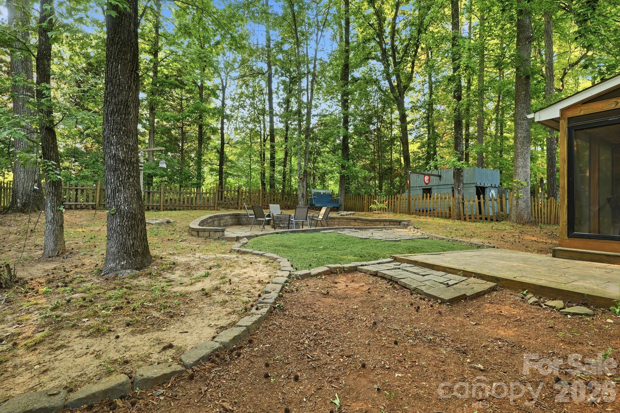 Davis Lake - Residential